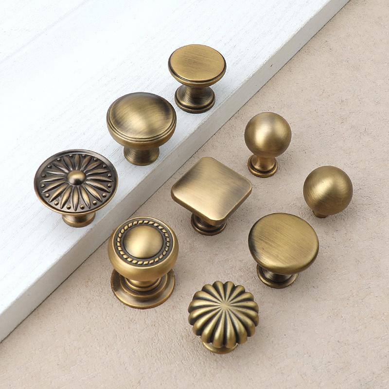 Maniglie per Mobili in Ottone, - Furniture Grade Hardware recensione e prezzo