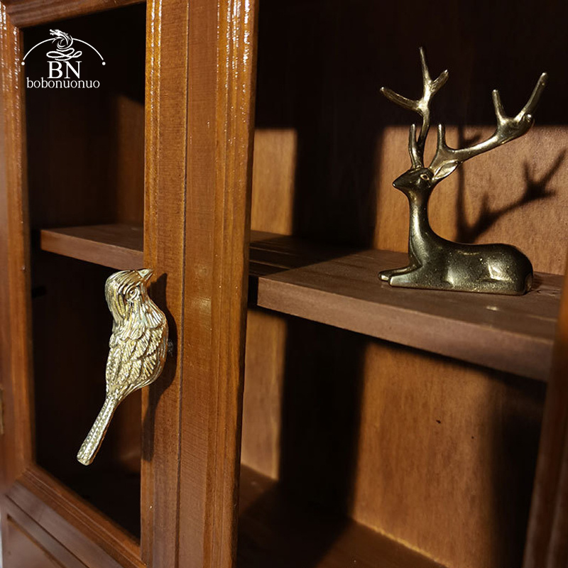 Maniglia per armadio a forma d - Furniture Grade Hardware recensione e prezzo